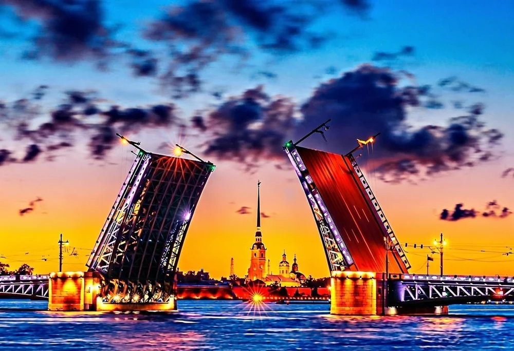 Санкт-Петербург
КВАРТИРА СО СМЫСЛОМ